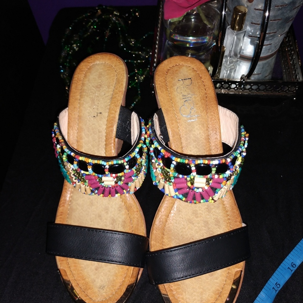 Sandals - Picture 4 of 6